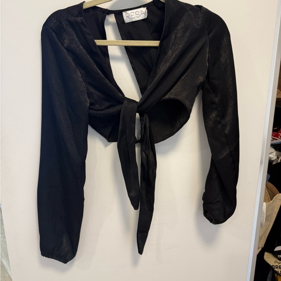 RESA textured black long sleeve maxi skirt set - Picture 2 of 5